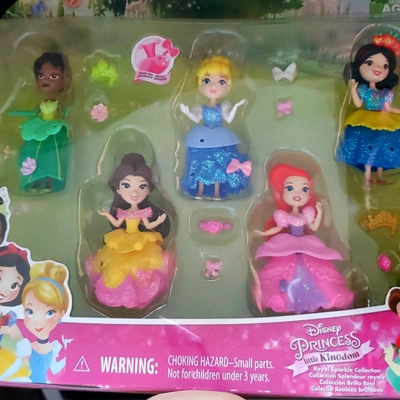 NIB. *Rare*  Disney dolls. - Picture 1 of 7